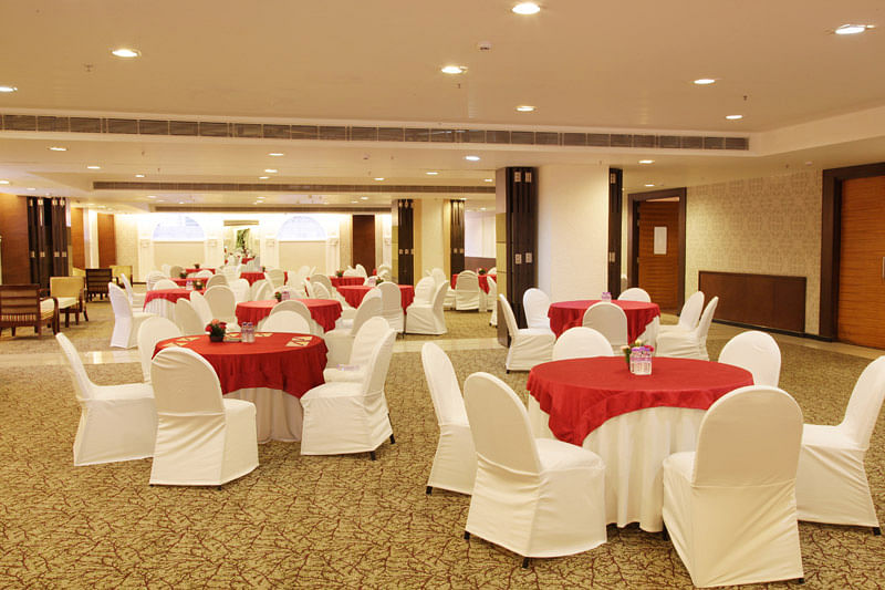 Stellar Resorts in NH 8, Delhi