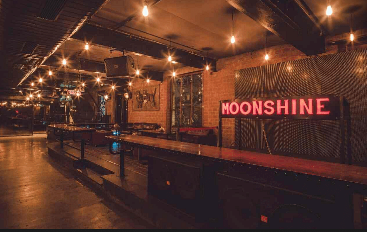 Moonshine in Connaught Place, Delhi