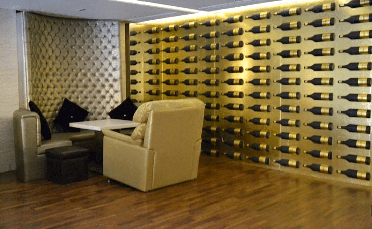 Plutos Platinum Lounge in Vasant Kunj, Delhi
