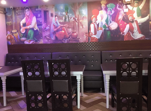 Punjabi Cafe in Laxmi Nagar, Delhi