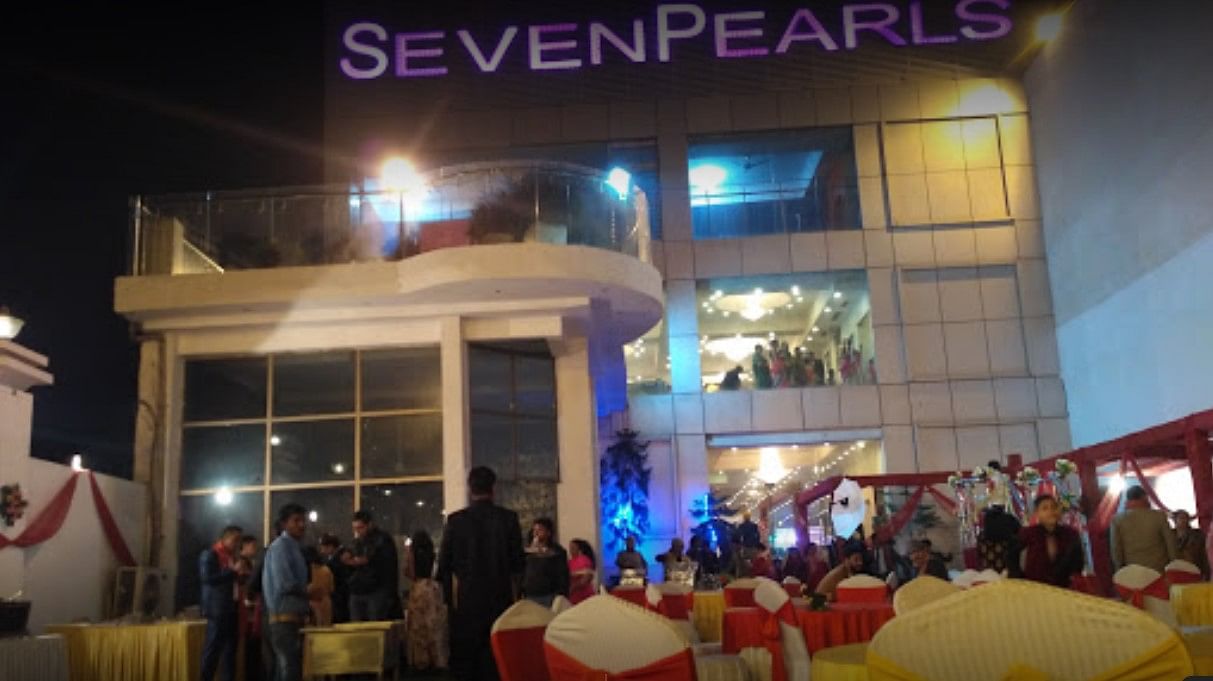Seven Pearls in Janakpuri, Delhi