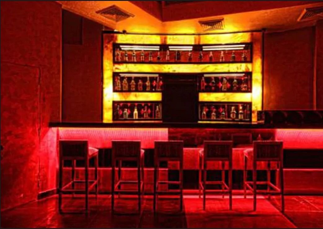 Ssky Bar in Connaught Place, Delhi