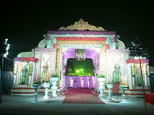Suraj Vatika in GT Karnal Road, Delhi