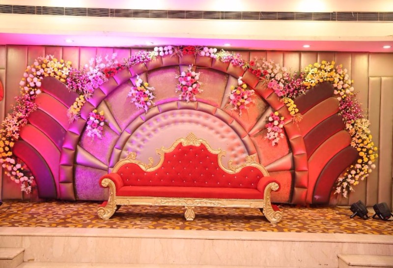 The Red Carpet Banquet in Pitampura, Delhi