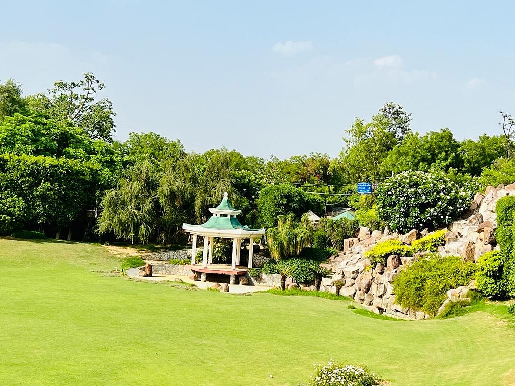 The Vintage Aarone Farms in Chhatarpur, Delhi