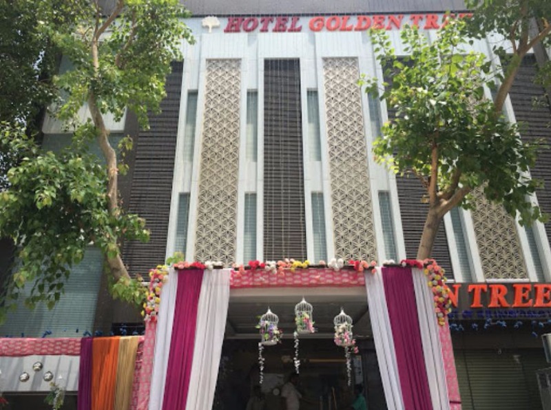 Hotel Golden Tree in NIT, Faridabad