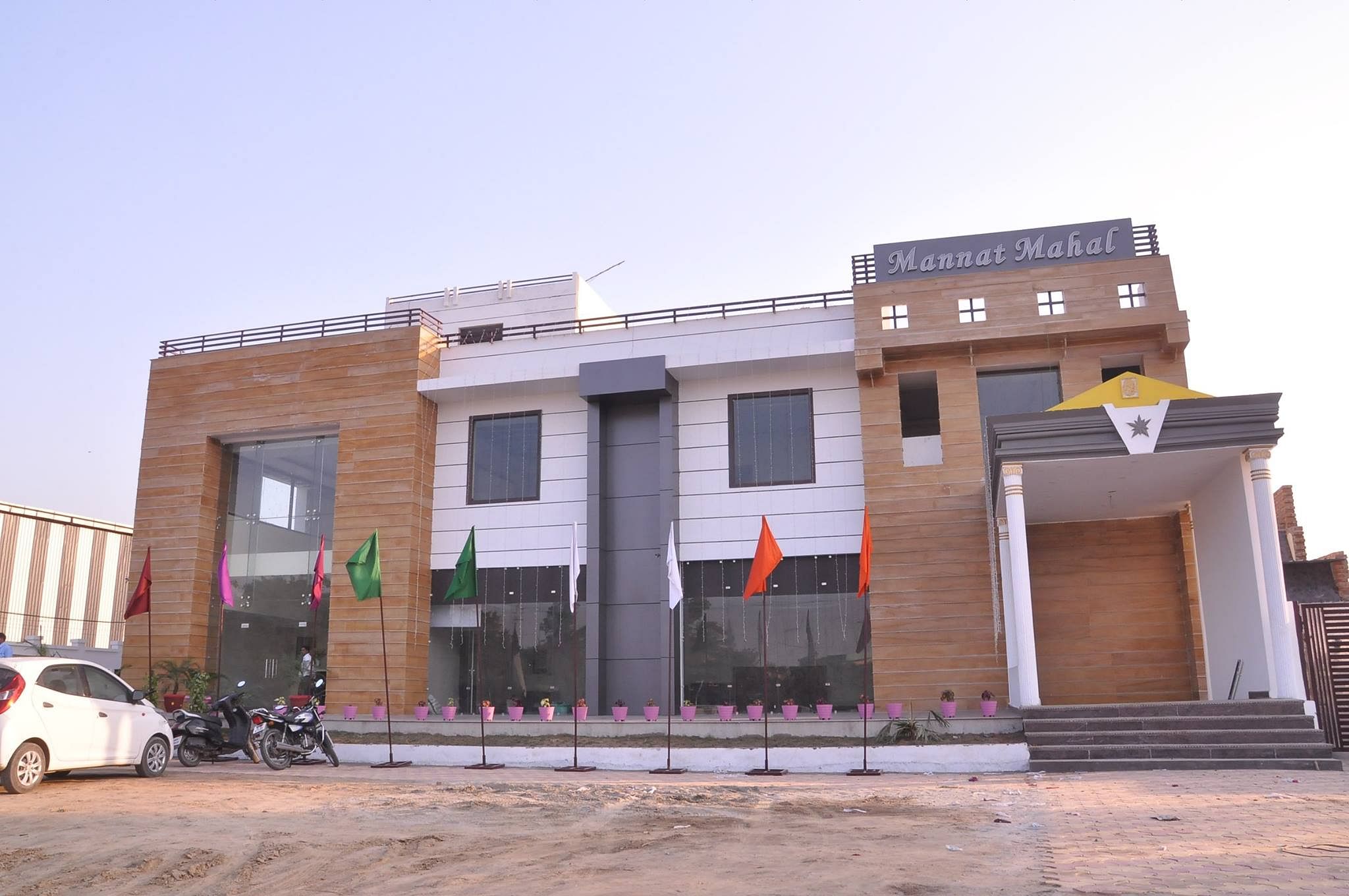 Hotel Mannat Mahal in NIT, Faridabad
