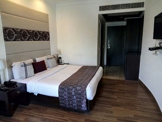Hotel Orchid in NIT, Faridabad