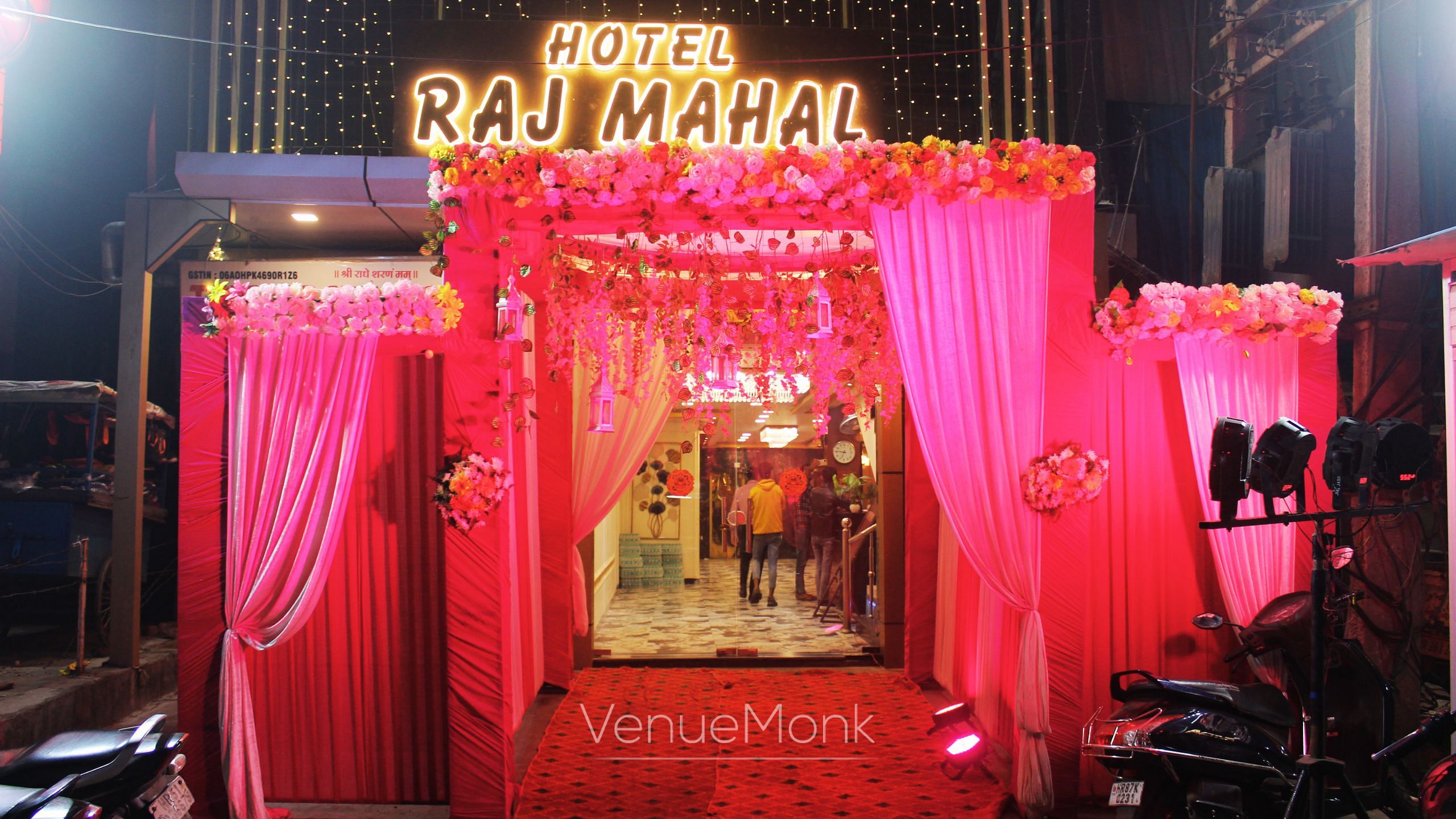Hotel Rajmahal in NIT, Faridabad