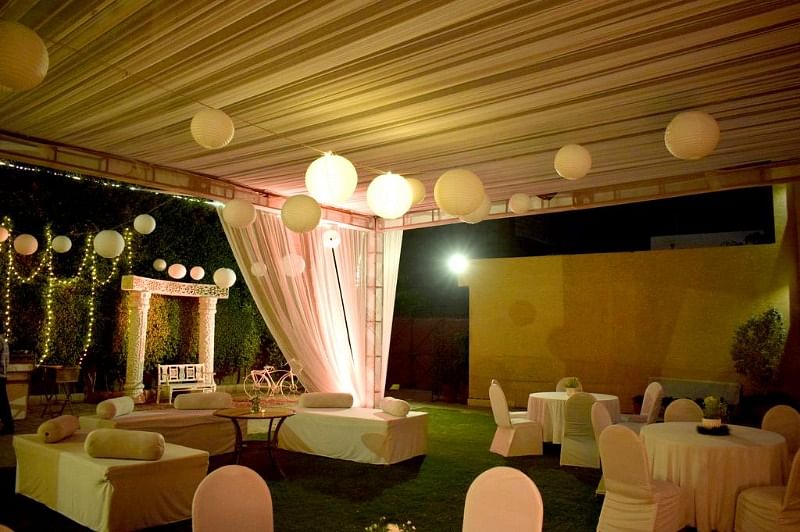 Ace Manor LELEGANT Hotel Banquet in Sahibabad, Ghaziabad