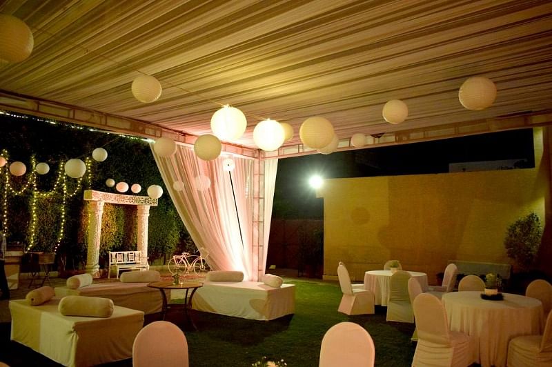 Ace Manor LELEGANT Hotel Banquet in Sahibabad, Ghaziabad