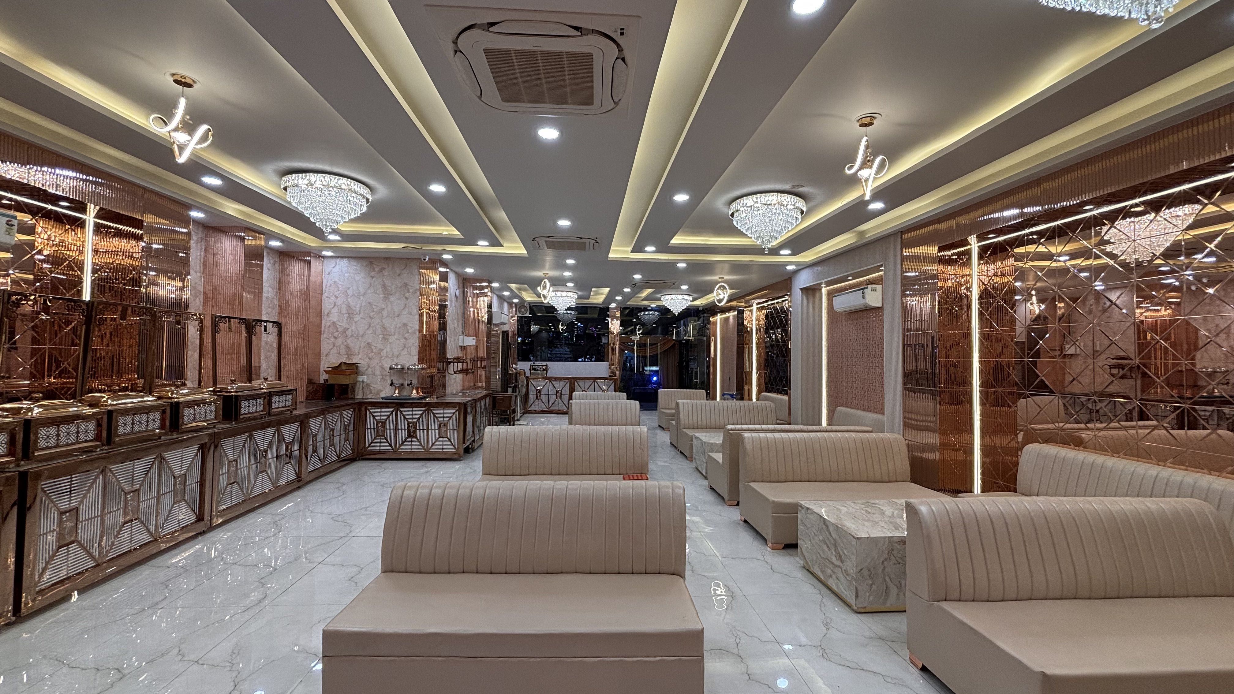 Amar Palace in Indirapuram, Ghaziabad Amar Palace in Indirapuram, Ghaziabad