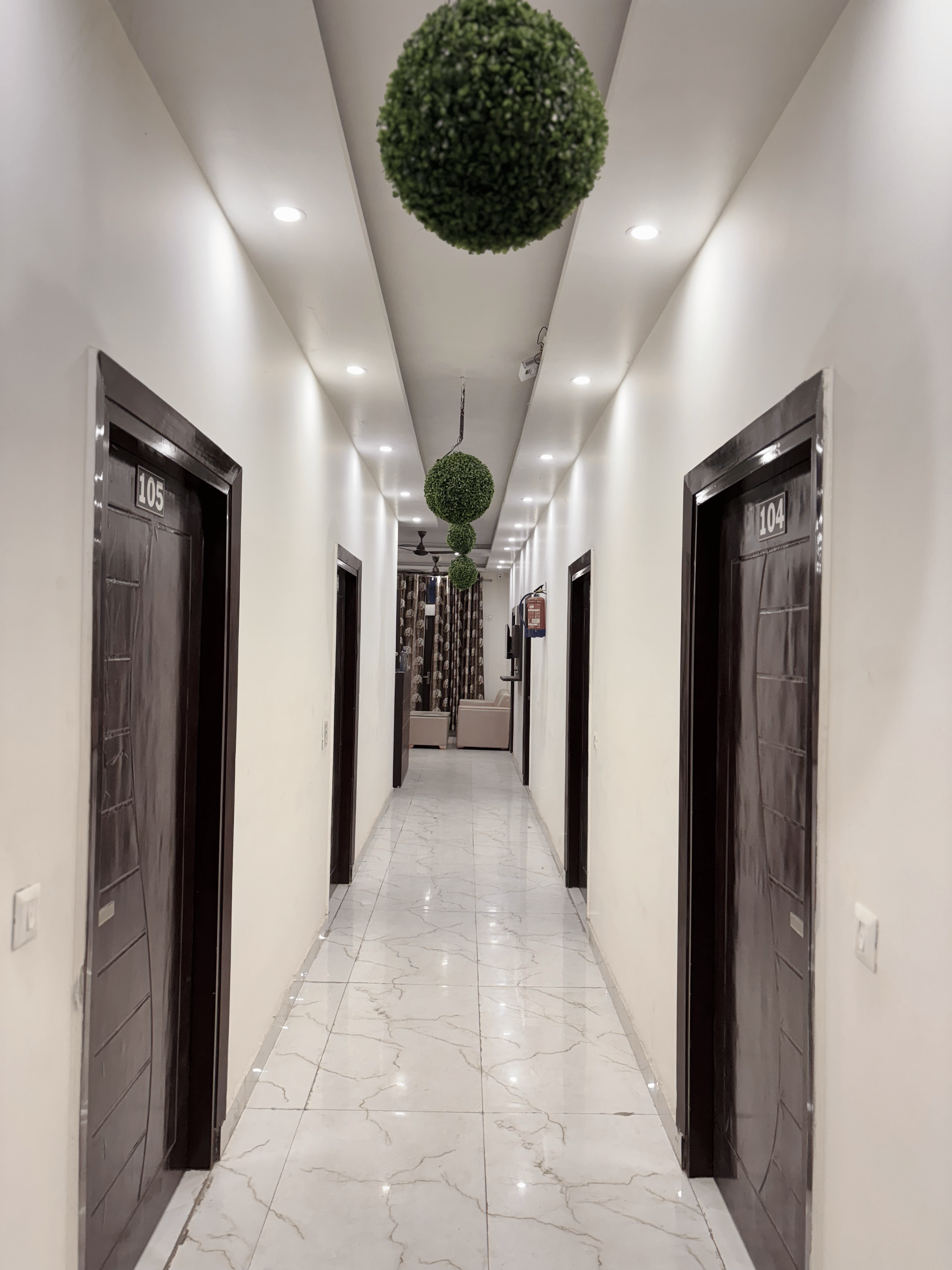 Amar Palace in Indirapuram, Ghaziabad Amar Palace in Indirapuram, Ghaziabad
