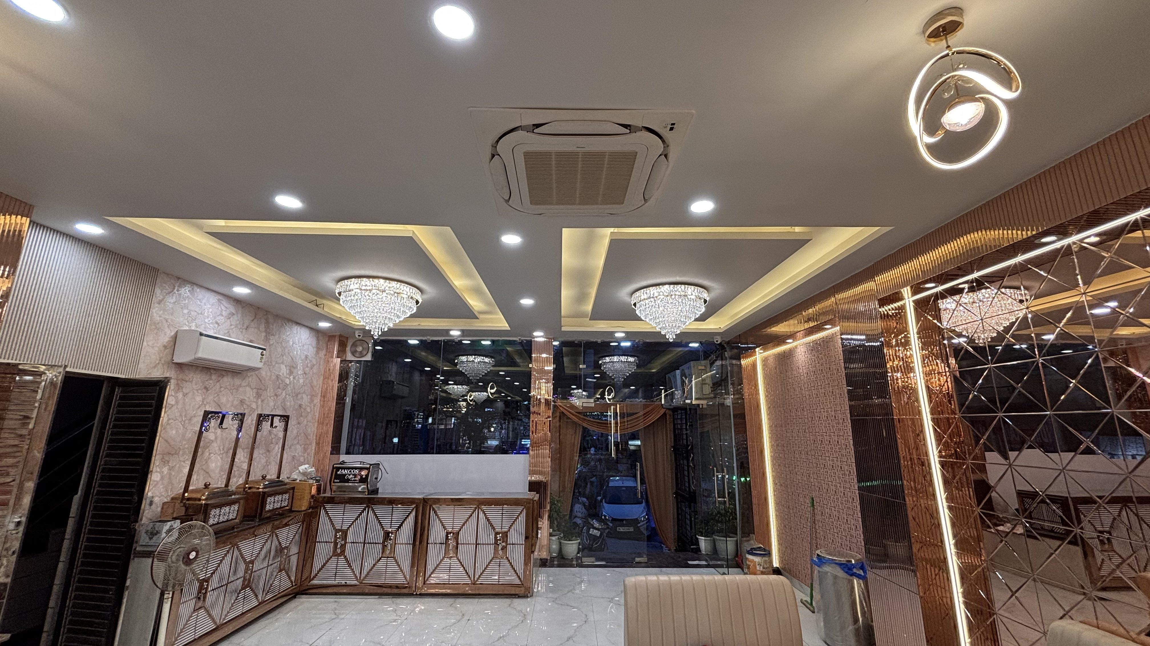 Amar Palace in Indirapuram, Ghaziabad Amar Palace in Indirapuram, Ghaziabad