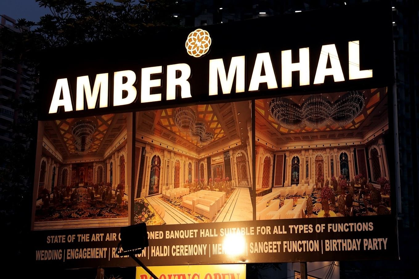 Amber Mahal in Pandav Nagar, Ghaziabad