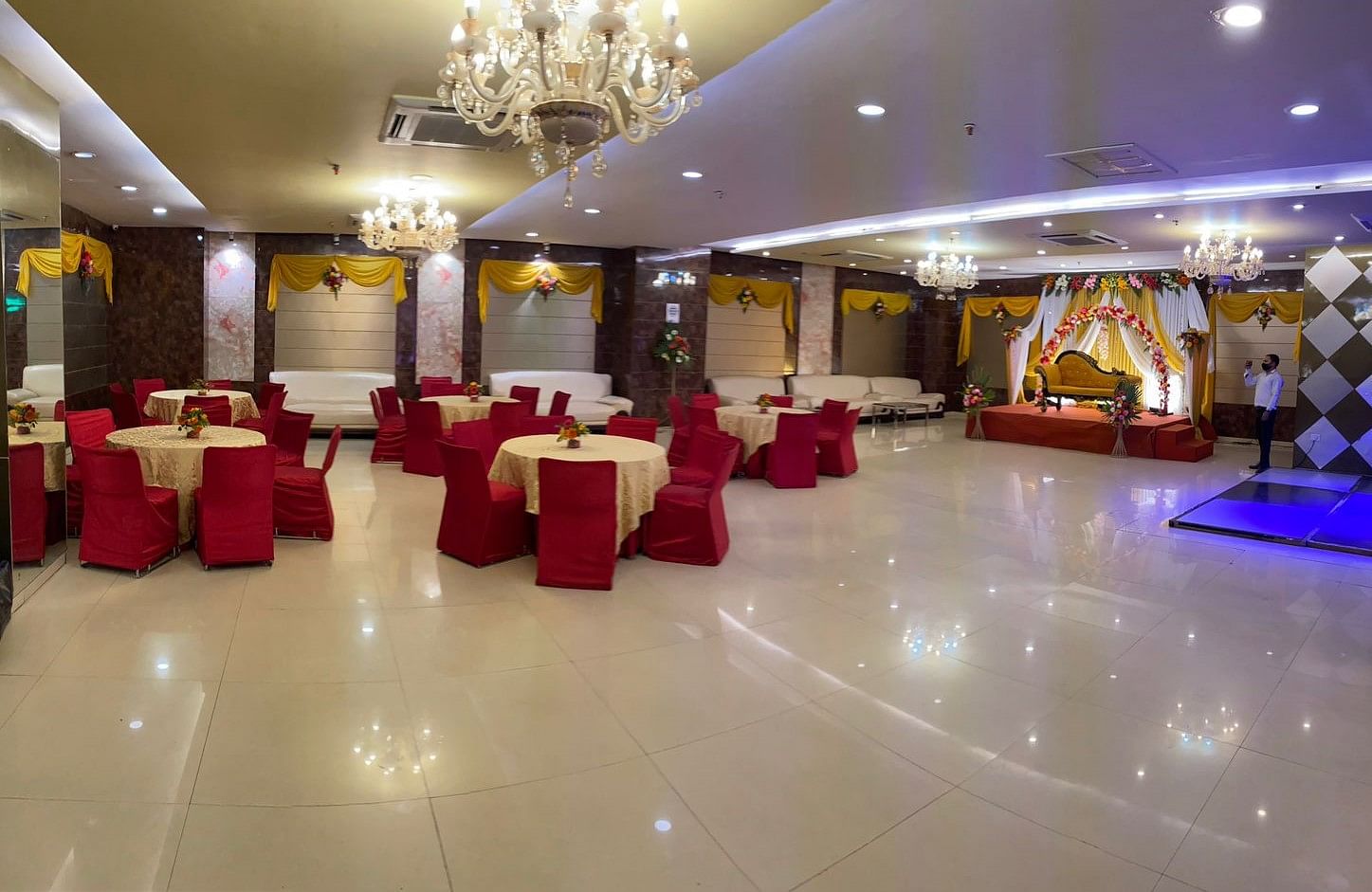 Banana Tree Hotel Banquets in Sahibabad, Ghaziabad