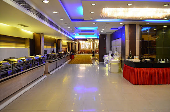 Grand Milan Banquets Wave Cinema Complex in Kaushambi, Ghaziabad