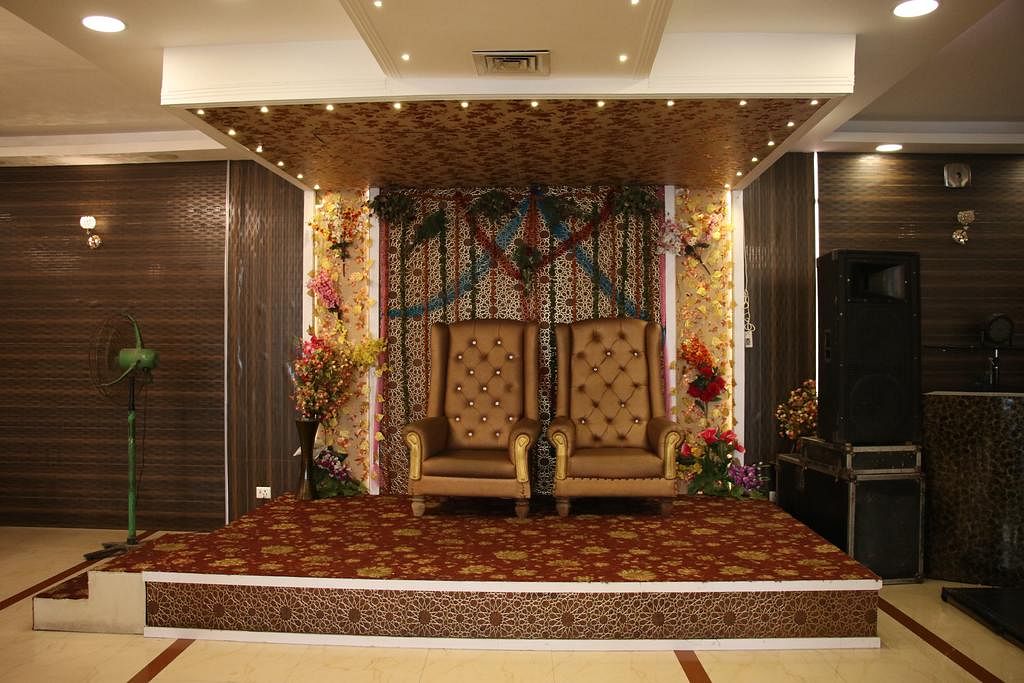 Hotel Black Stone in Vasundhara, Ghaziabad