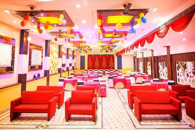 Hotel Red Bury in Ambedkar Road, Ghaziabad