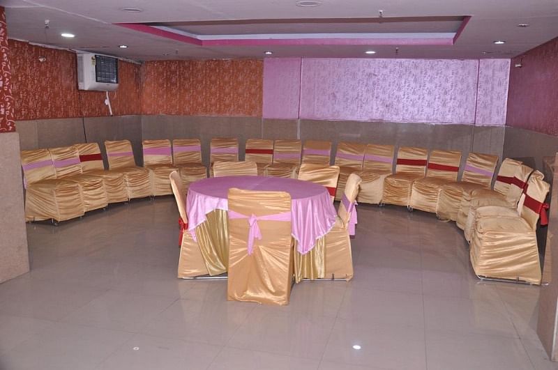Samrat Hotel in Kaushambi, Ghaziabad