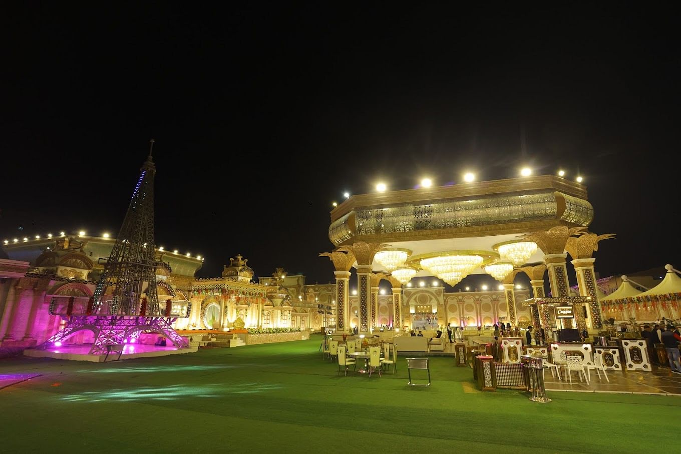 The Grand Piazza in Vasundhara, Ghaziabad