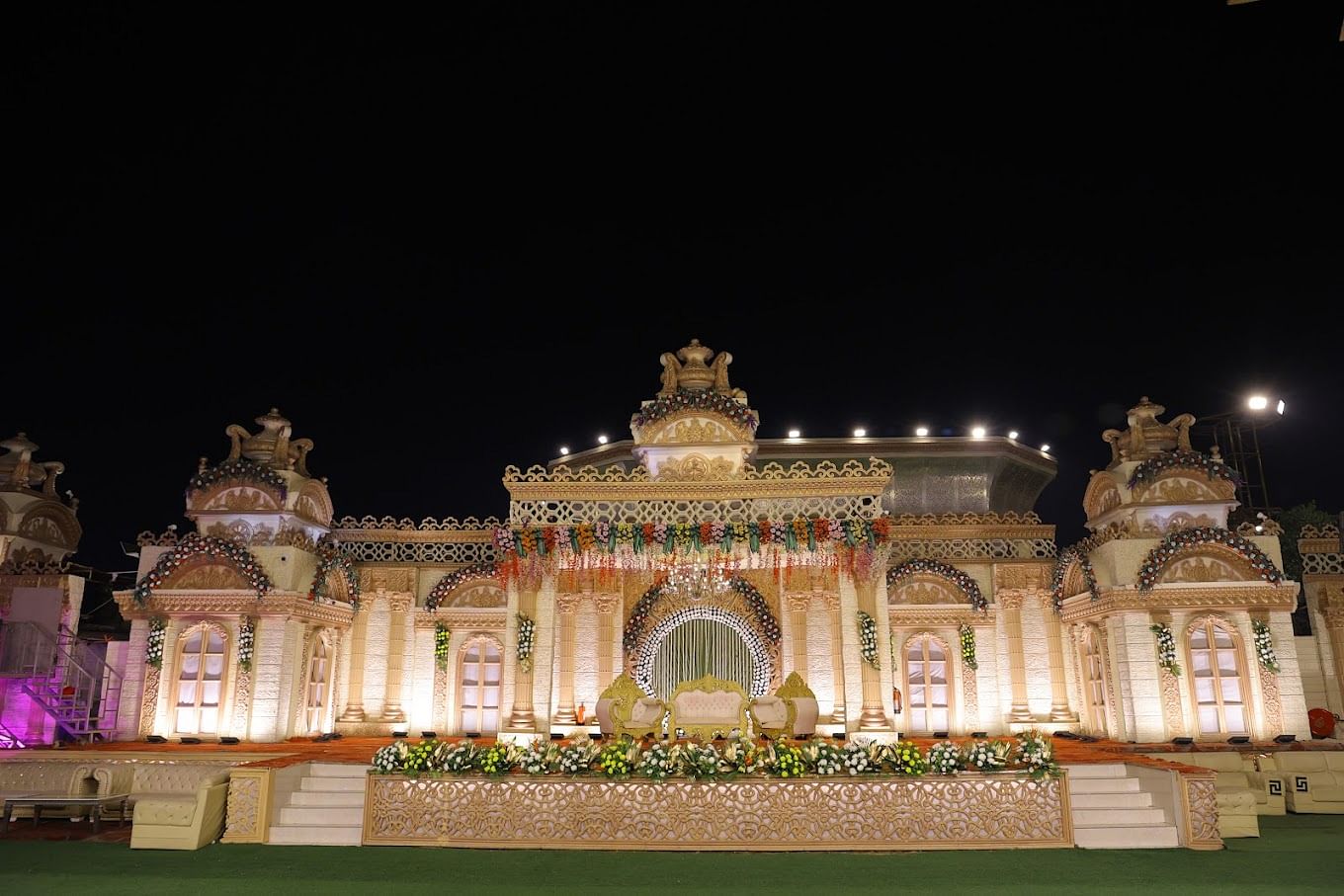 The Grand Piazza in Vasundhara, Ghaziabad