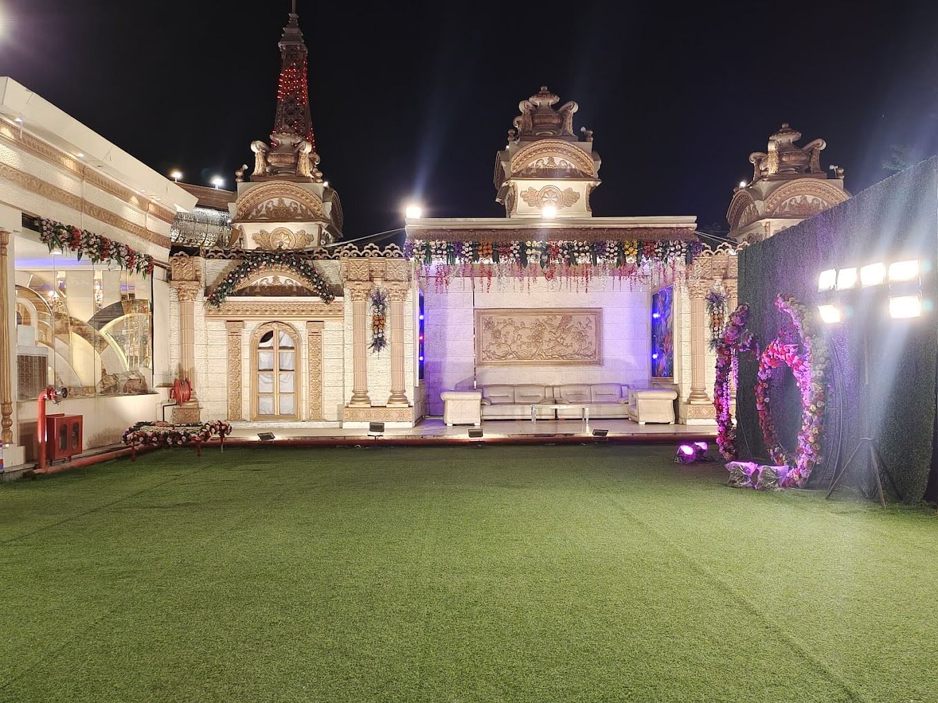 The Grand Piazza in Vasundhara, Ghaziabad