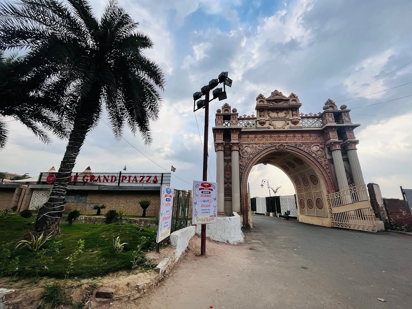 The Grand Piazza in Vasundhara, Ghaziabad