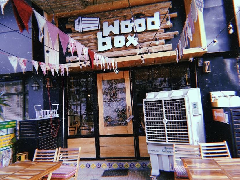 Wood Box Cafe in Indirapuram, Ghaziabad