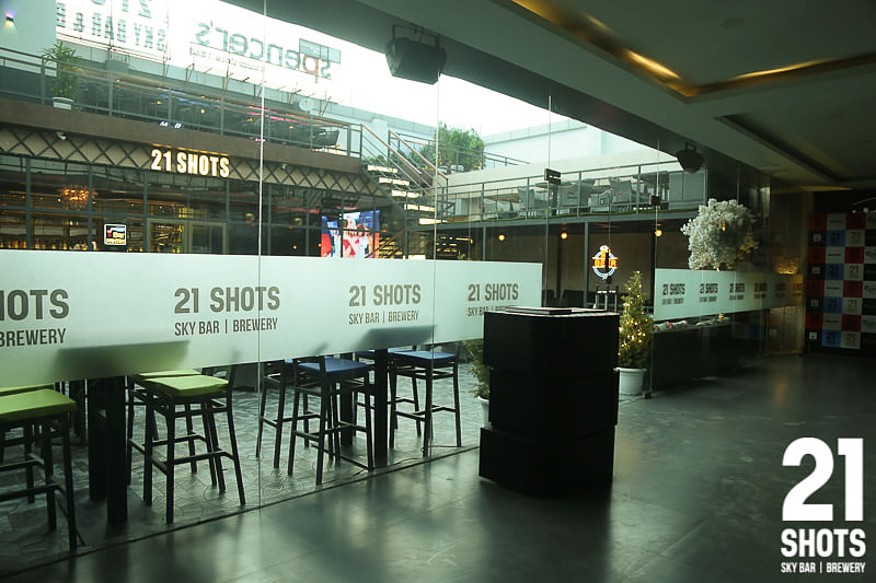 21 Shots Skybar Brewery in Sector 56, Gurgaon