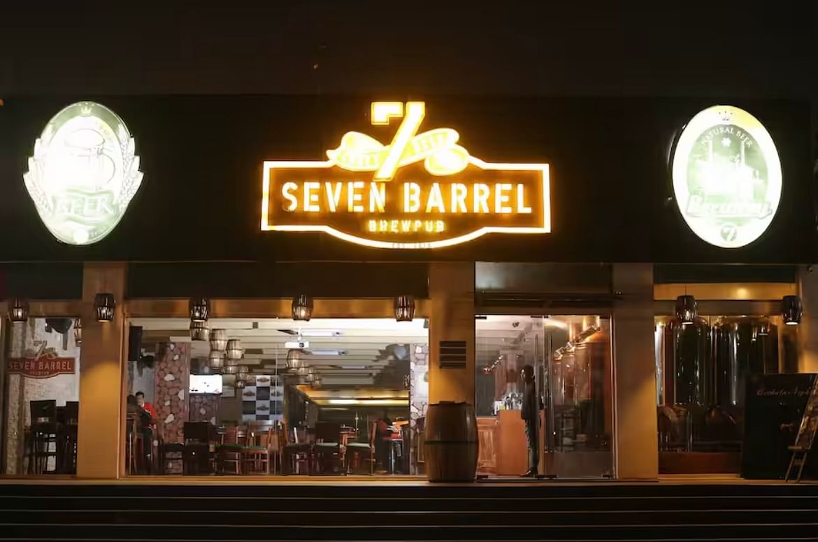 7 Barrels Brew Pub in DLF Golf Course Road, Gurgaon | Bar and Pub - VenueMonk