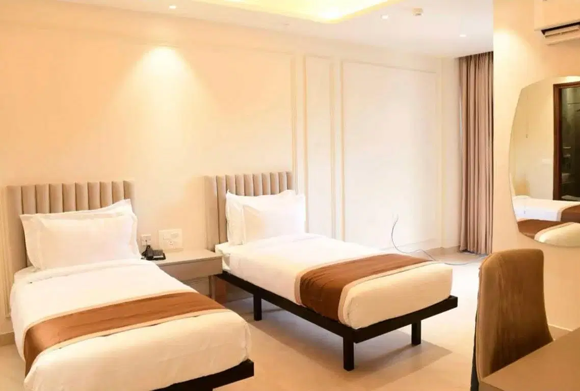 Aadat Hotel in Sector 52, Gurgaon Aadat Hotel in Sector 52, Gurgaon