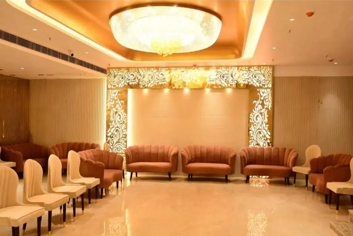 Aadat Hotel in Sector 52, Gurgaon Aadat Hotel in Sector 52, Gurgaon