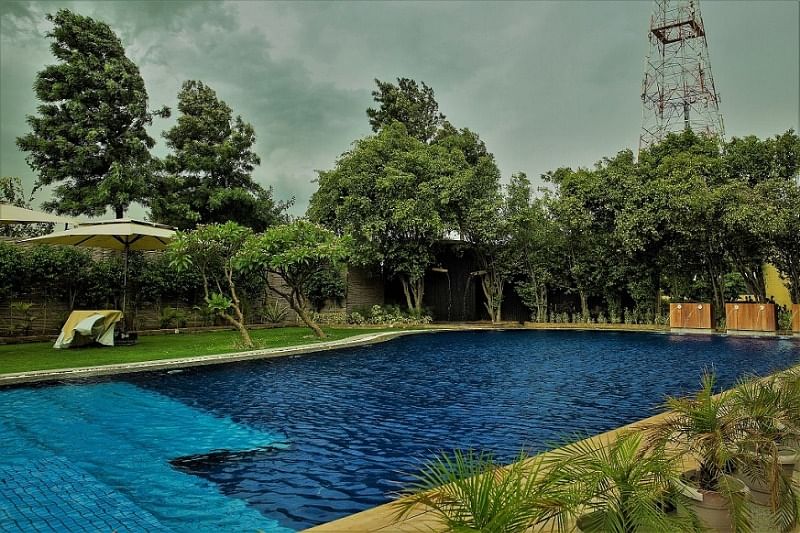 Aravali Resorts in NH 8, Gurgaon