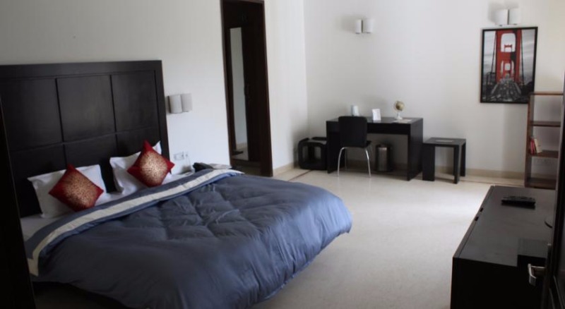 Comfort Villa Rooms Suites in Sushant Lok, Gurgaon