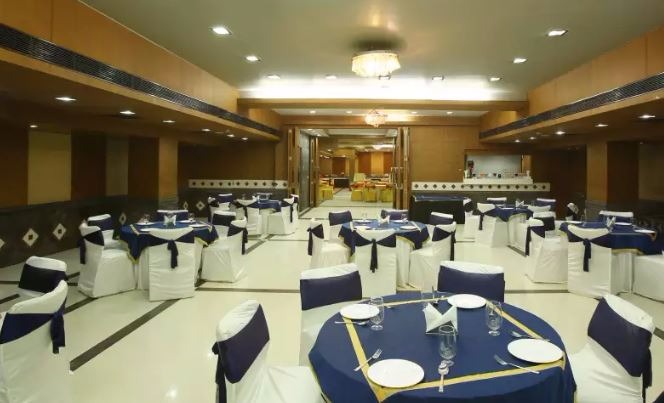 Crystal Banquet in Sector 14, Gurgaon