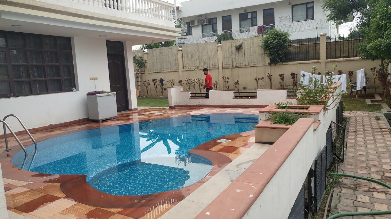 Elegant Villa in Sector 57, Gurgaon