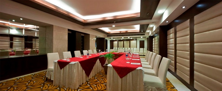 Corus Banquet Conventions in Sector 14, Gurgaon