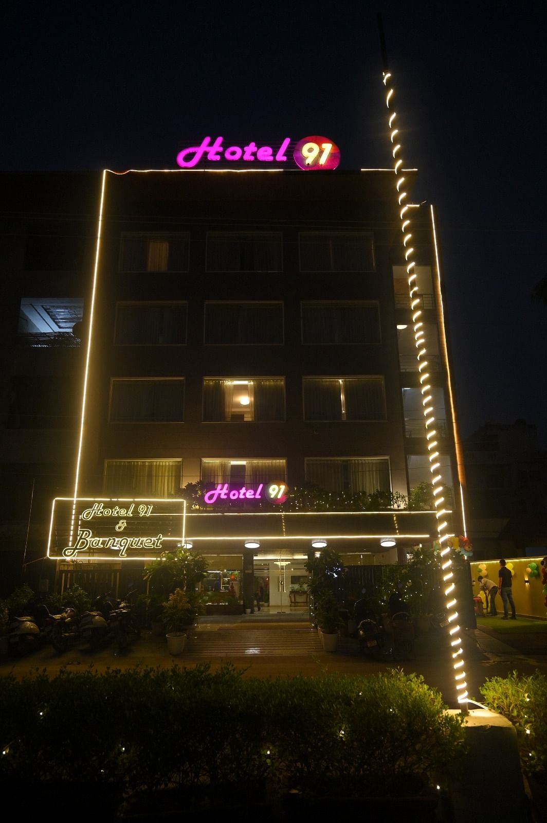 Hotel 91 HUDA City Centre Gurgaon in Sector 45, Gurgaon