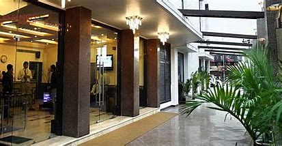 Hotel Bizzotel in Sector 14 Gurgaon, Gurgaon