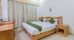 Hotel Bizzotel in Sector 14, Gurgaon