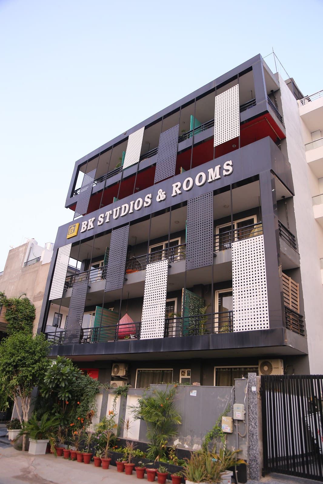HOTEL BK STUDIOS ROOMS in Sector 45, Gurgaon