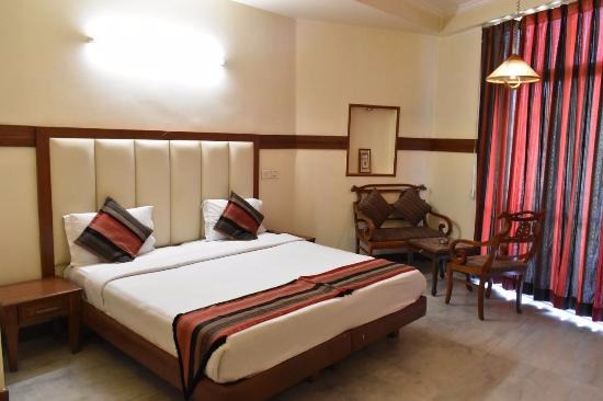 Hotel Gautam Retreat in South City 1, Gurgaon