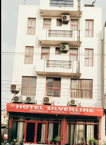 Hotel Silverline in Sector 10, Gurgaon