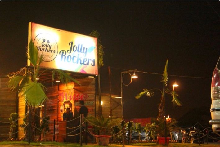 Jolly Rockers in Golf Course Road, Gurgaon