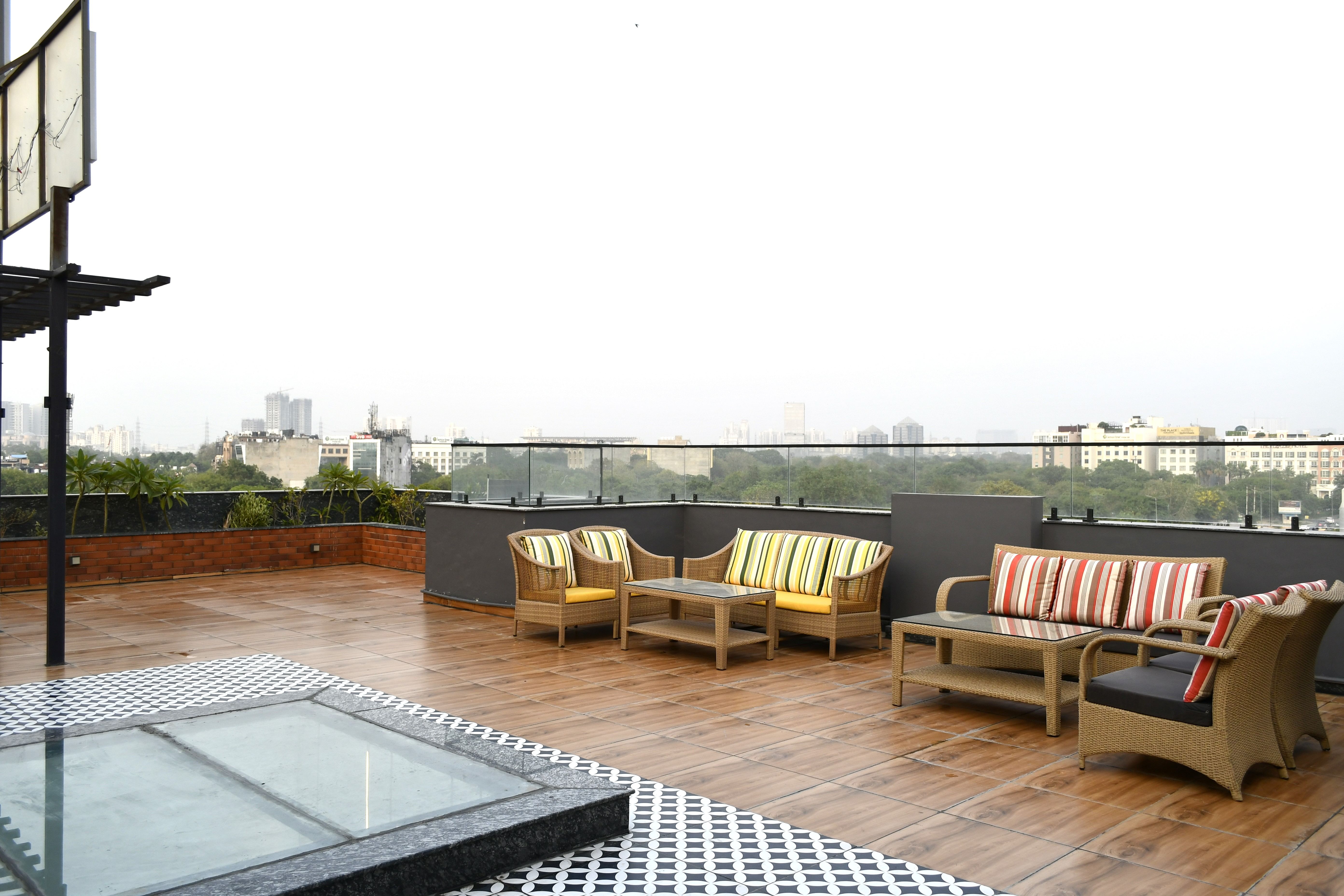 Limon Hotel And Banquet Hall in Sector 30, Gurgaon
