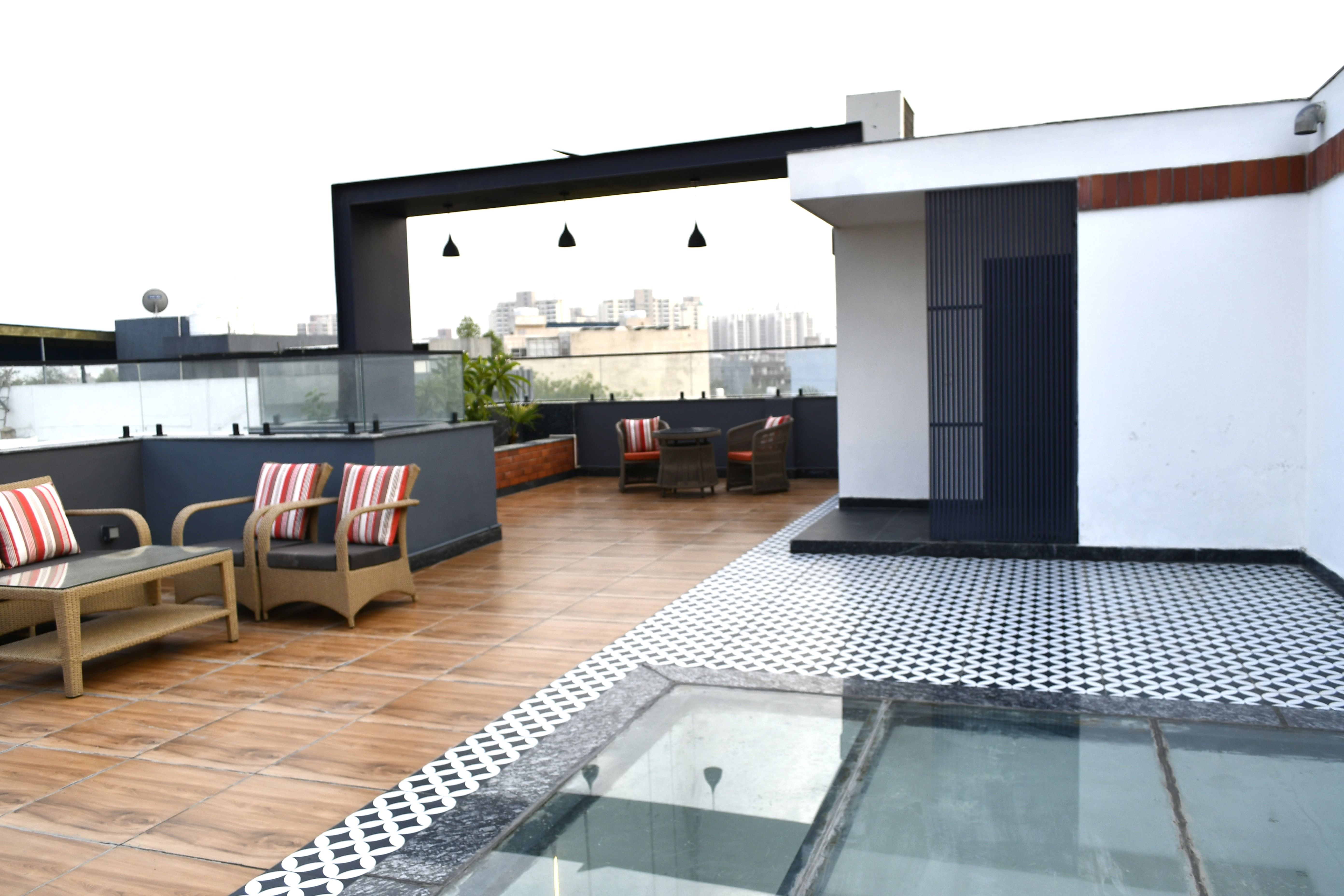 Limon Hotel And Banquet Hall in Sector 30, Gurgaon