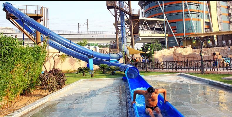 Oysters Beach Water Park in Sector 29, Gurgaon