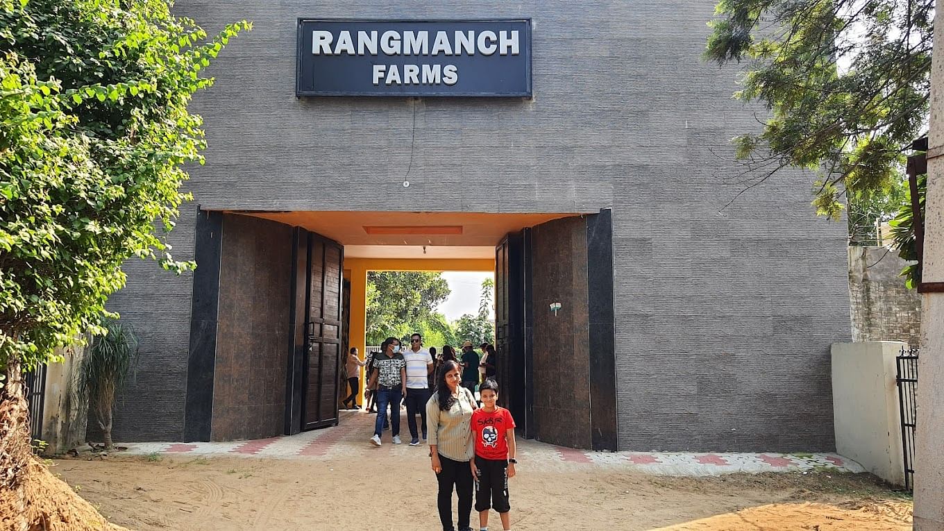Rangmanch Farms in Sadhrana Village, Gurgaon