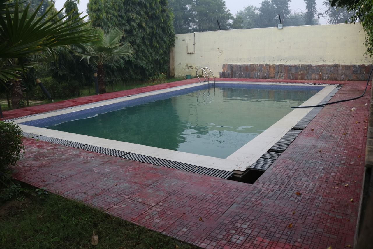 Resort Inn in Sohna Road, Gurgaon